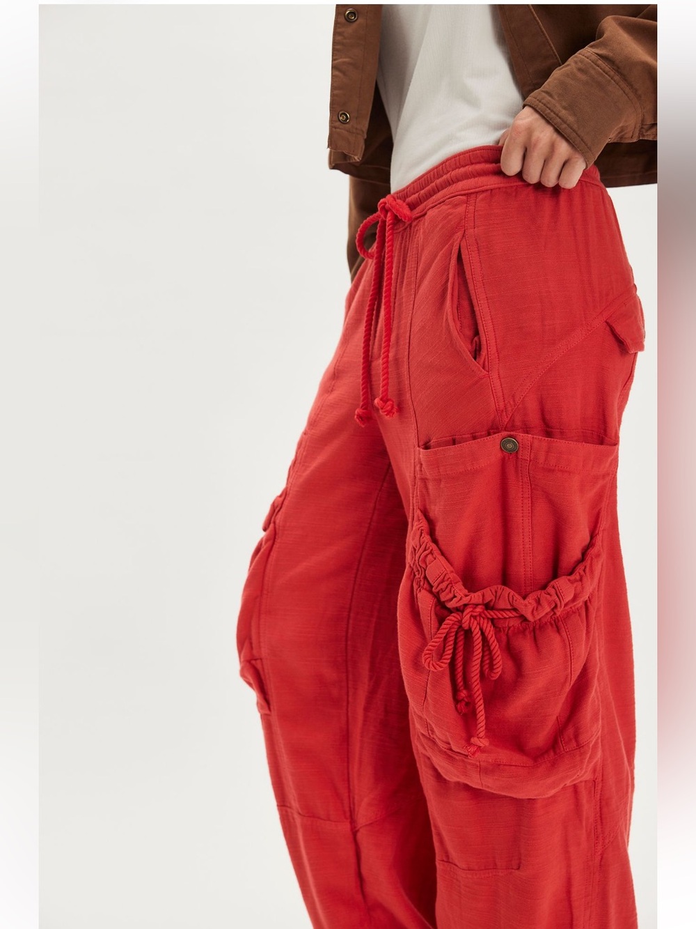 NWT FREE PEOPLE WE THE FREE ASHTON PULL ON FULL LENGTH CARGO PANTS - Picture 2 of 4